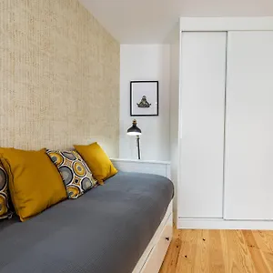 Design And Bright Near Pasteis De Belem Apartment Lisbon
